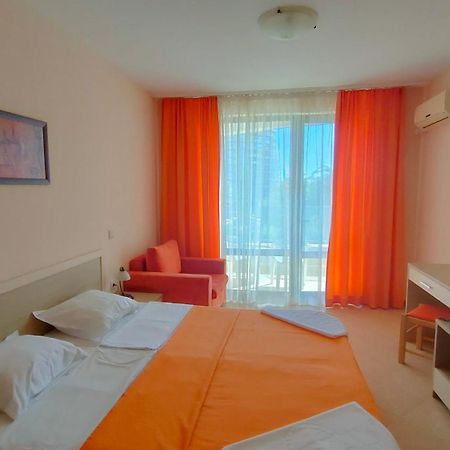 Holiday Apartcomplex Royal Sun Слънчев бряг Екстериор снимка