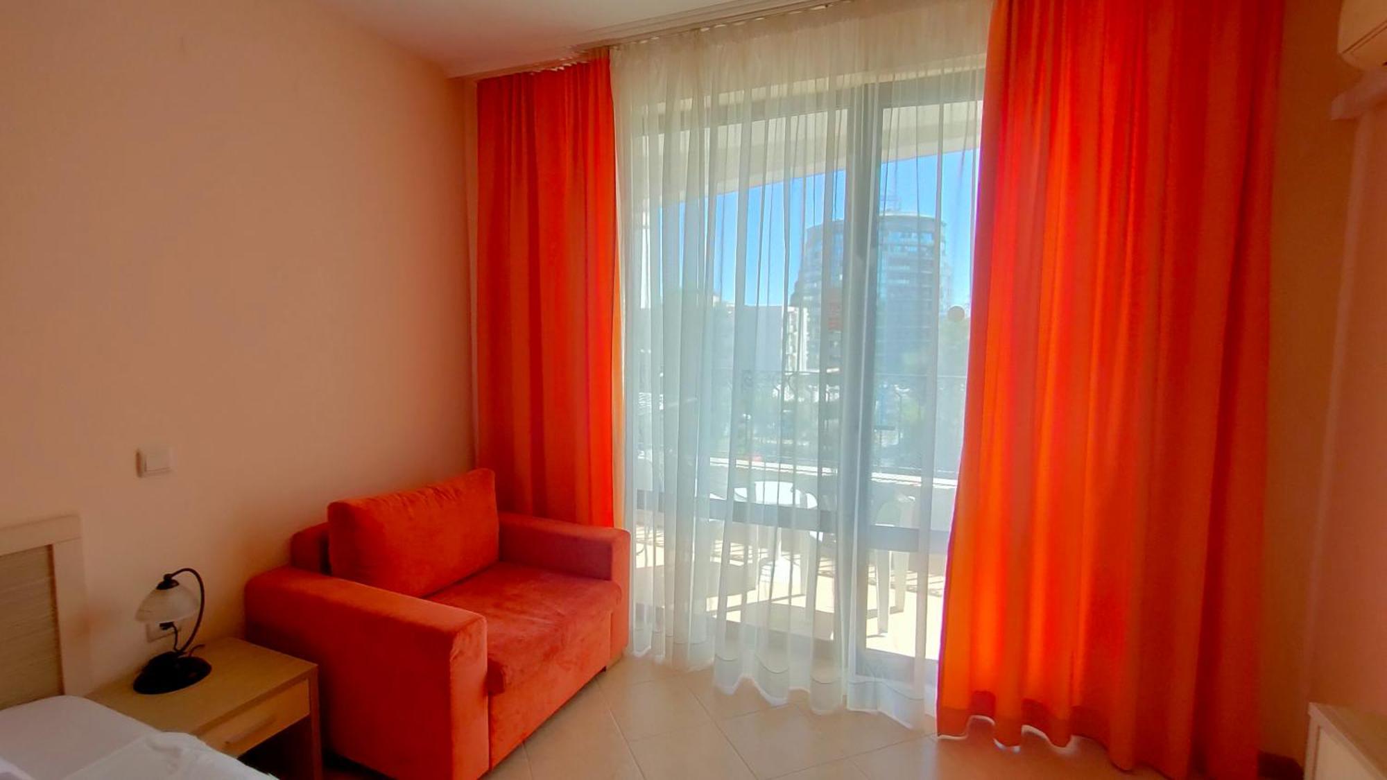 Holiday Apartcomplex Royal Sun Слънчев бряг Екстериор снимка